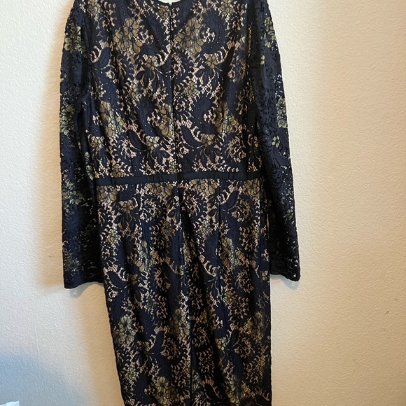 Maggy London Nadia Lace Midi Dress Black & Nude Size 14 - Picture 11 of 11